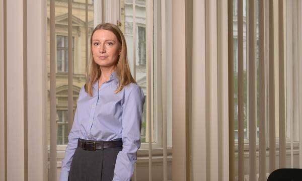 Zuzana Zavarská is an economist at the Vienna Institute for International Economic Studies (wiiw). 